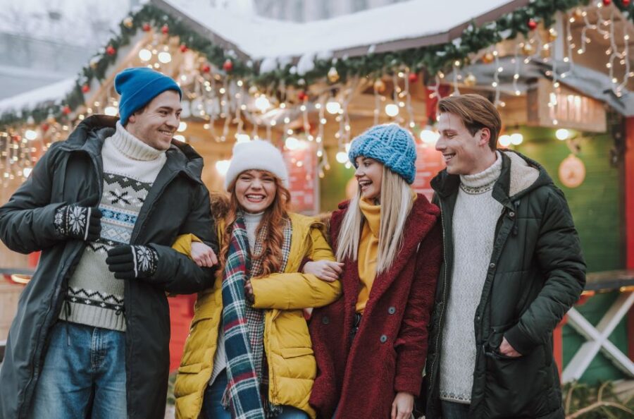 Amsterdam: Professional Christmas Photoshoot at Dam Square