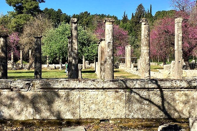 Ancient Olympia Private Full Day From Athens With Great Lunch & Drinks Included - Indulge in a Traditional Greek Lunch