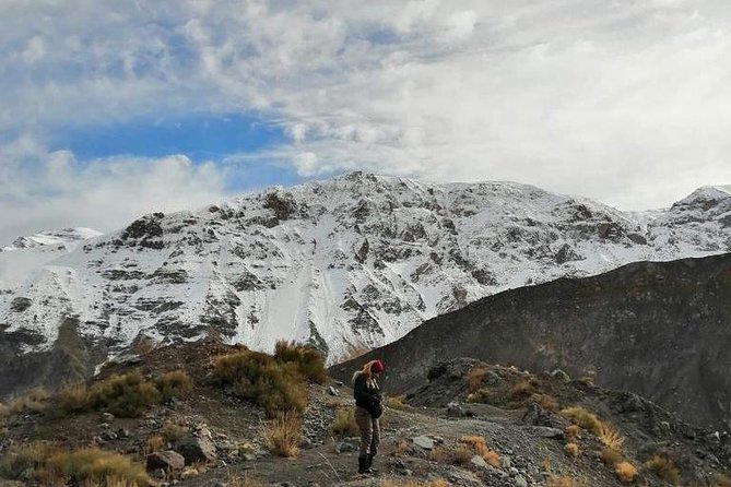 Andes Day Lagoon in Cajón Del Maipo & Embalse El Yeso Private Tour - Tasting Chilean Appetizers and Wine