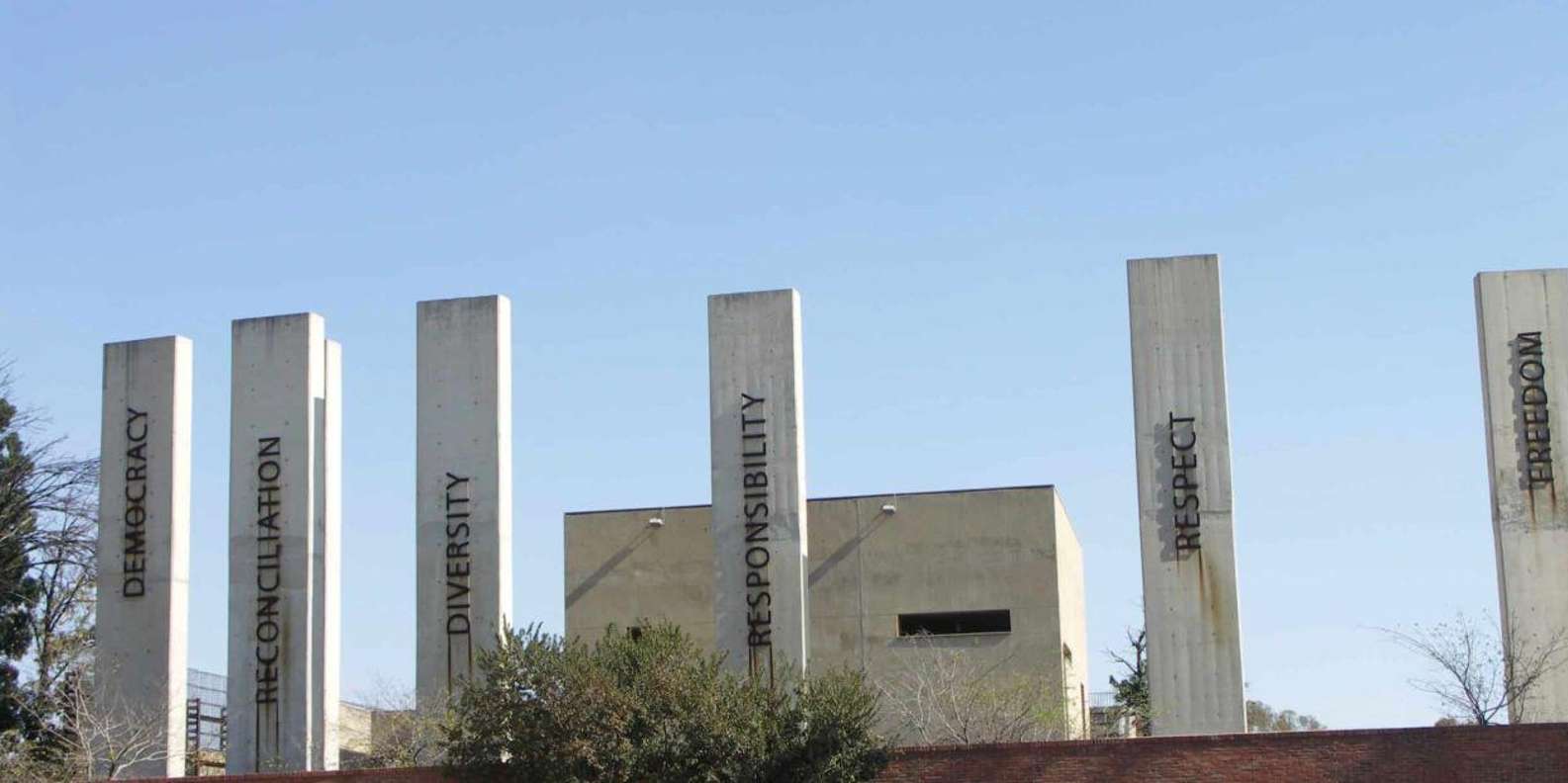 Apartheid Museum Tour - Exploring Apartheids History