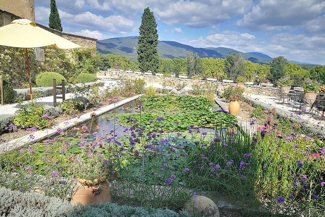 Arles Small Groupe Tour : Private Day Trip to Luberon Villages - Starting Time and Accessibility