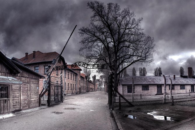 Auschwitz Tour From Wroclaw - Tour Experience