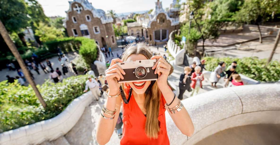 Barcelona: Park Guell In-App Audio Tour With Included Ticket - Tour Features