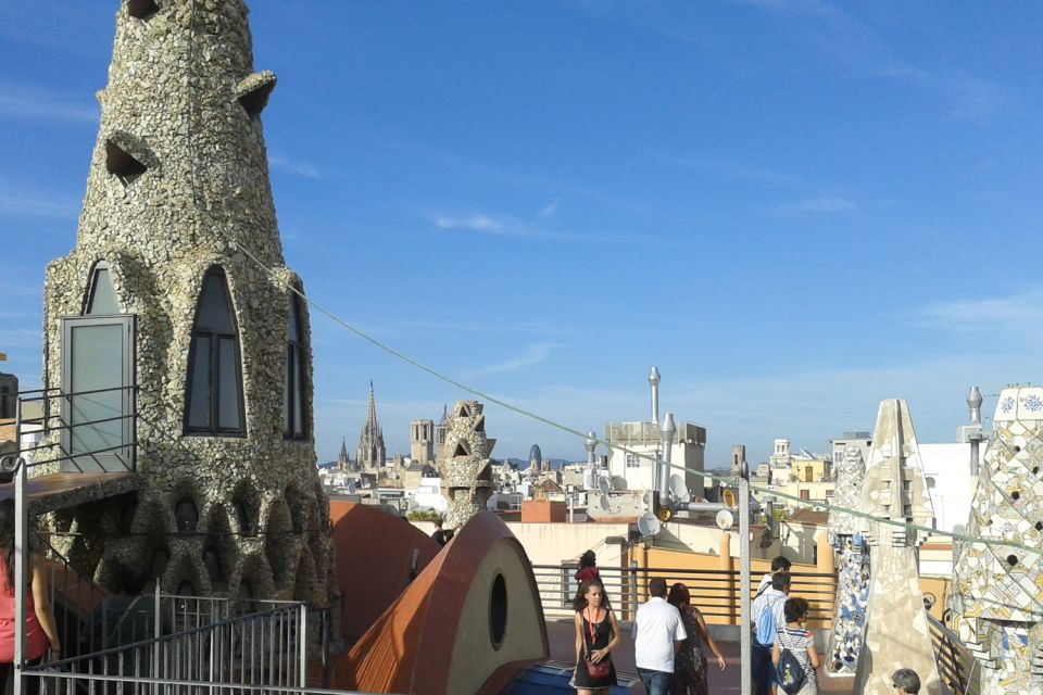 Barcelona: Self-Guided Audio Walking Tour - Tour Experience