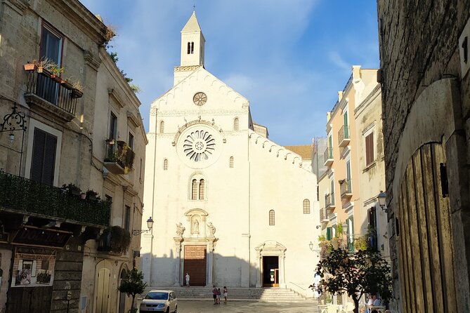 Bari Walk Through History - Tour Experience
