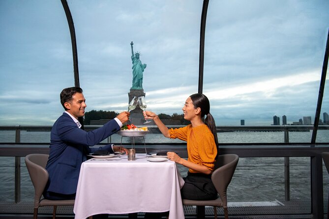 Bateaux New York Thanksgiving Plated Dinner Cruise - Breathtaking Harbor Views