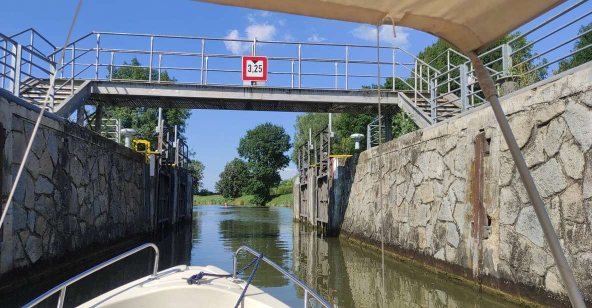 Batuv Kanal - Boatride and Wine (From Vienna and Bratislava) - Transportation and Pickup