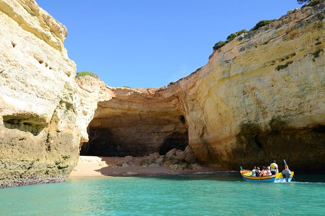 Benagil Cave Kayak Self-Guided Tour - Meeting and Pickup