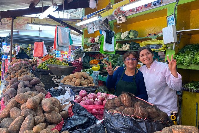 Best Rated Cooking Class + Local Market Facing Ocean - Market Tour