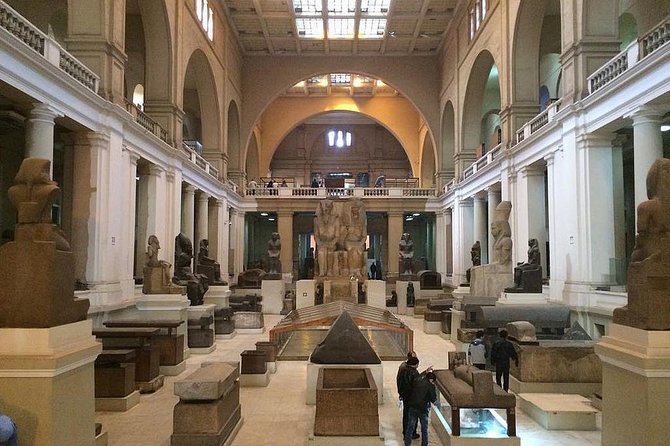 Best Tour to Giza Pyramids, Egyptian Museum, Bazaar and Felucca - Exploring the Egyptian Museum