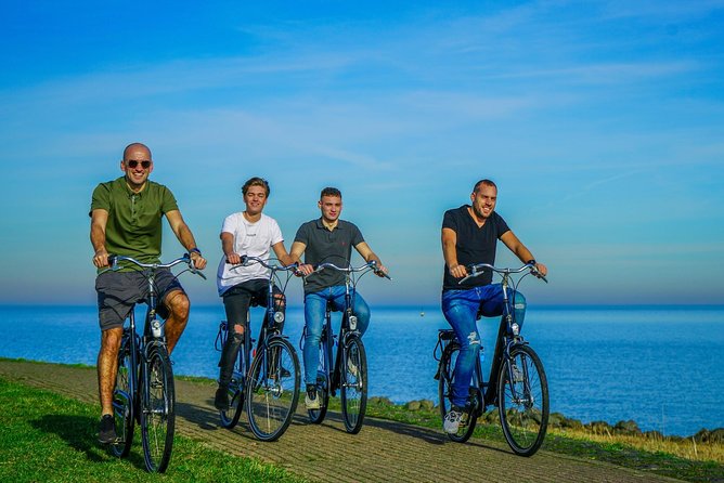 Bike Rental Volendam - Explore the Countryside of Amsterdam - Meeting Point and Accessibility