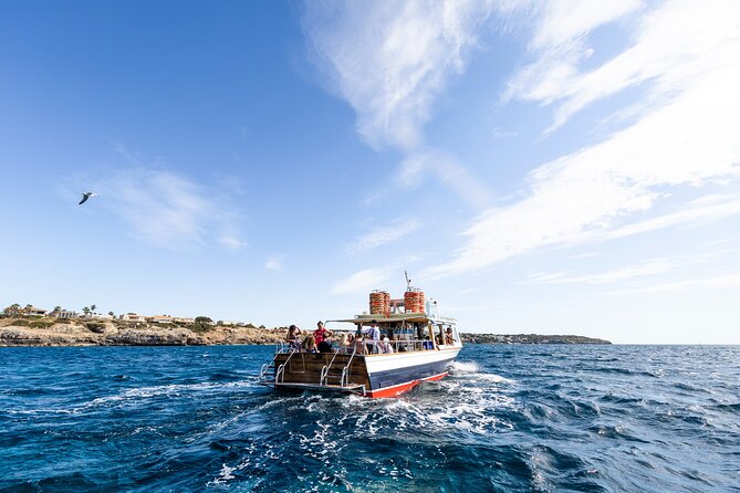 Boat Tour 2 Hour in Palma Bay - Parking and Transportation