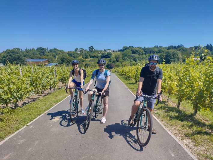 Bordeaux Countryside & Vineyards by Gravel Bike - Equipment and Inclusions