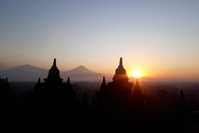 Borobudur Sunrise Tour-Special Package - Customer Reviews