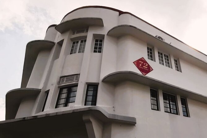 Botanic Gardens & Tiong Bahru Walking Tour With Breakfast - Accessibility Features