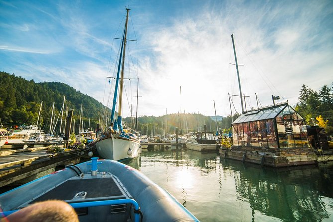 Bowen Island Dinner and Zodiac Boat Tour by Vancouver Water Adventures - Dining Experience