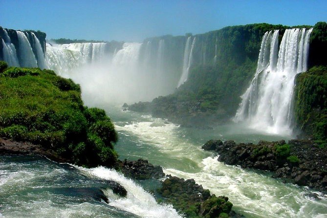 Brazilian Falls Bird Park and Itaipu Dam From Puerto Iguazu - Bird Park (Parque Das Aves)