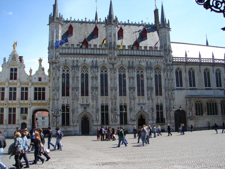 Bruges: 3-Hour Beer and Chocolate Tasting Private Tour - Chocolate Museum Experience