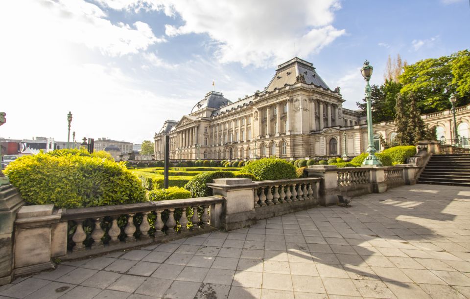 Brussels: Insta-Perfect Walk With a Local - Highlights of the Tour