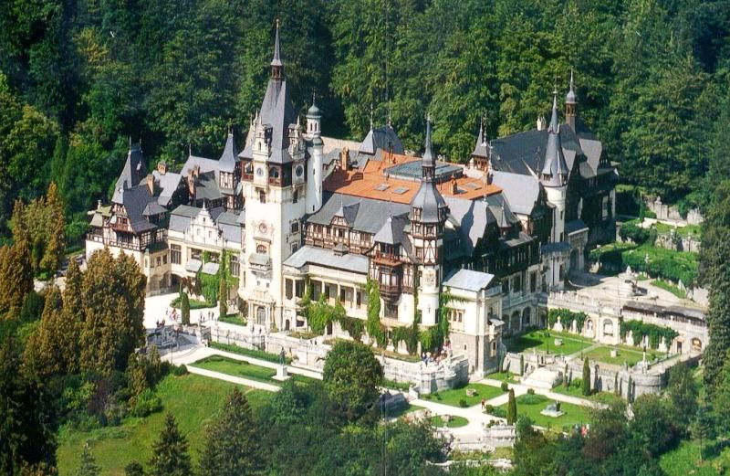 Bucharest: Bran & Peles Castle With Rasnov Citadel Day Trip - Pickup and Meeting Points