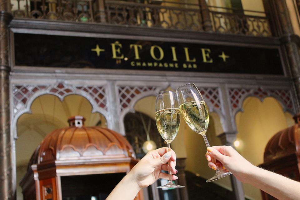 Budapest: Champagne Tasting at Étoile Champagne Bar & Snacks - Venue and Atmosphere