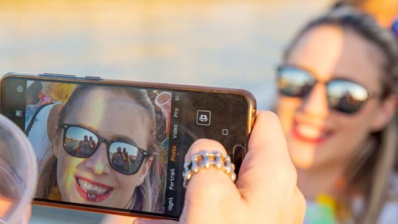 Budapest: Danube River Cruise With Unlimited Prosecco - Inclusions and Exclusions