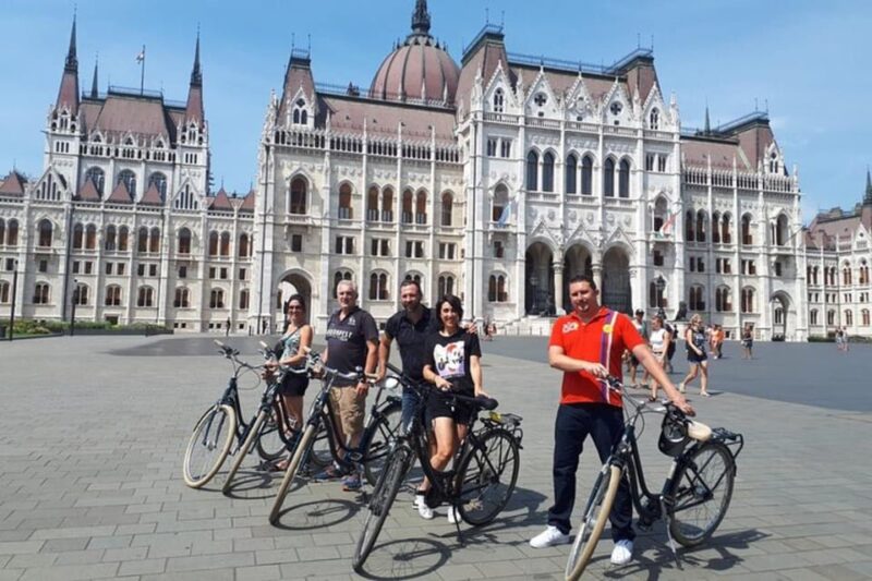 Budapest : Highlights & Hidden Gems Walking Tour - Tour Experience Highlights