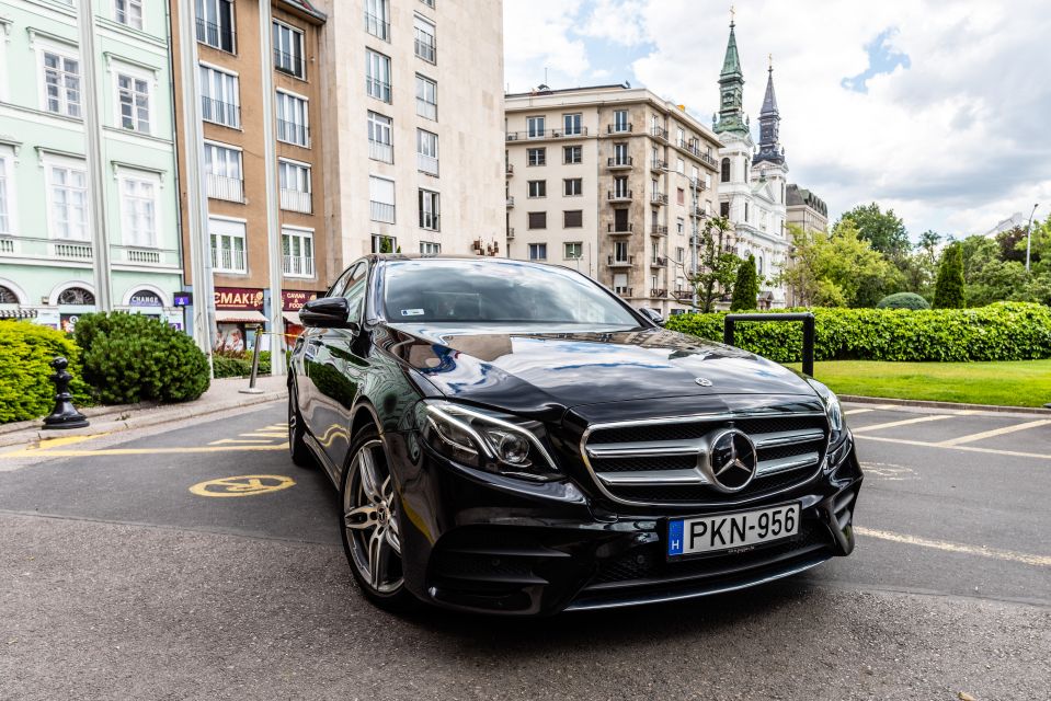 Budapest: MB E-Class Luxury Airport Transfer - Customer Ratings