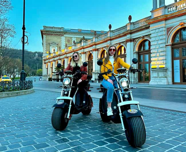 Budapest: Monster Bike Roller Guided City Tour - Detailed Itinerary