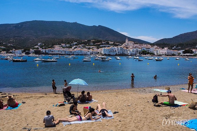 Cadaqués & Dalí House-Museum Day Trip From Girona (Tickets Included) - Transportation and Pickup