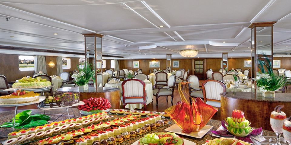 Cairo: Buffet Dinner Cruise with Folkloric Show - Dining Options Available