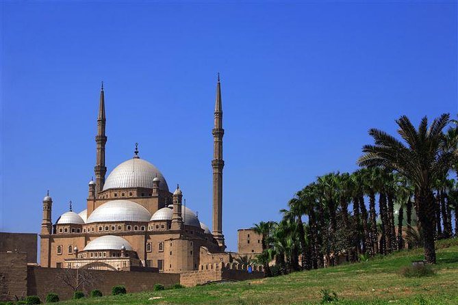 Cairo Luxury Tours to Egyptian Museum,Coptic Cairo & Bazaar - Exploring Coptic Cairo