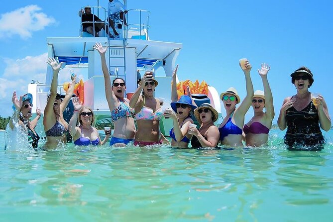 Catamaran Cruise, Snorkel & Natural Pool (Open Bar ) All Included - Covid-19 Safety Measures