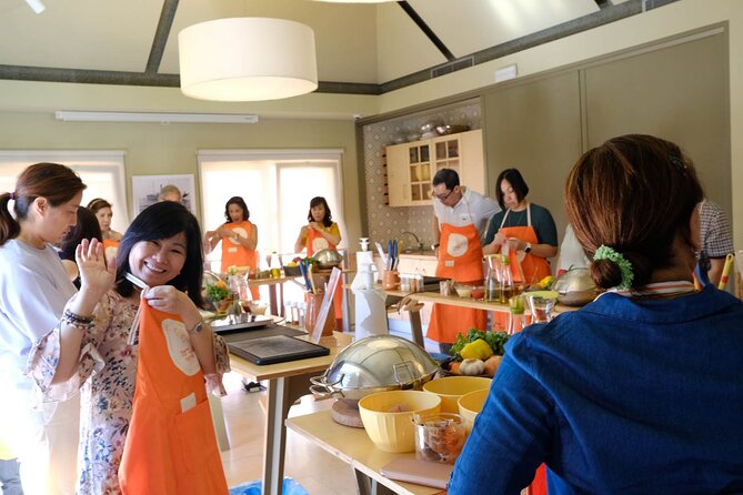 Cataplana for All: From Kitchen to the Table - Class Experience Highlights