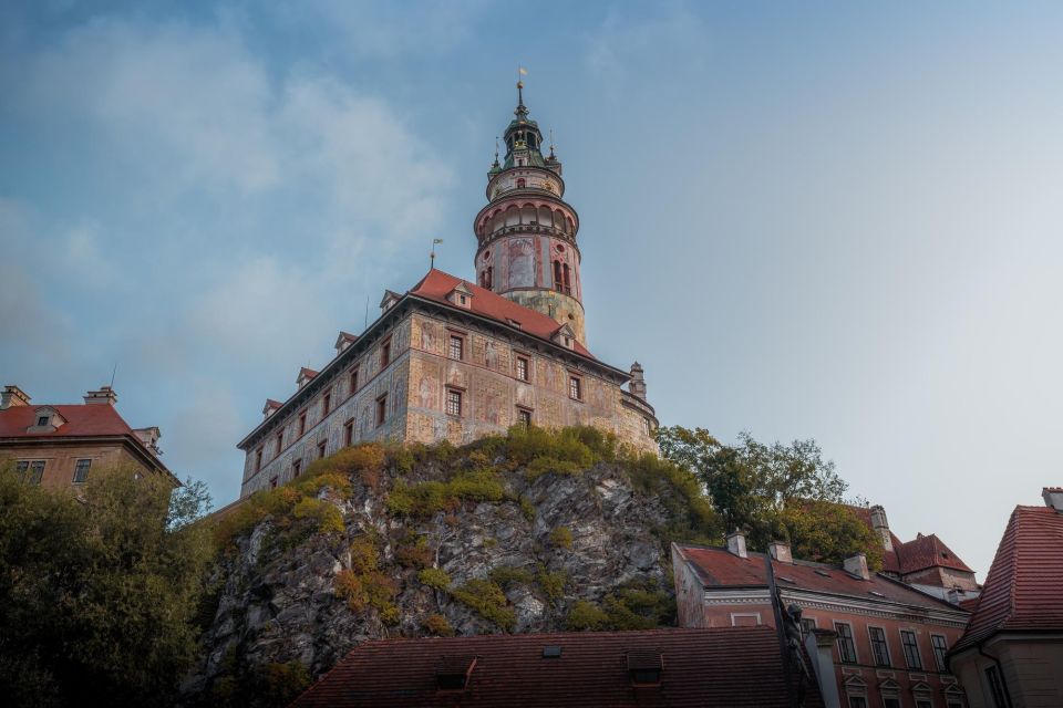 Cesky Krumlov: Express Walk With a Local in 60 Minutes - Local Guide