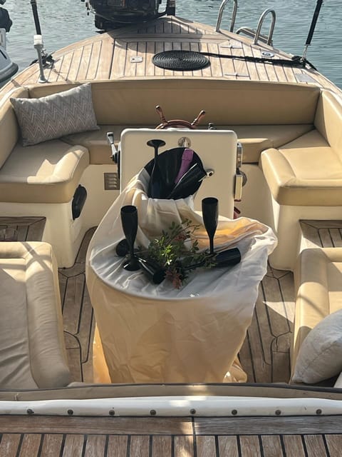 Champagne Sunset With Skipper Two Hours Trip - Experience Highlights