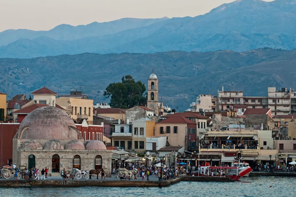 Chania: First Discovery Walk and Reading Walking Tour - App and Navigation