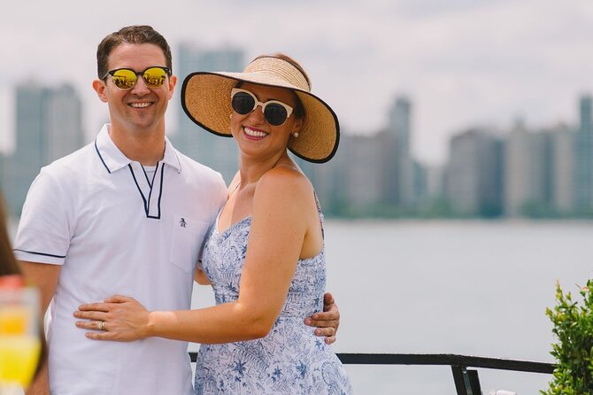 Chicago Buffet Lunch Cruise on Lake Michigan - Meeting Location and Accessibility