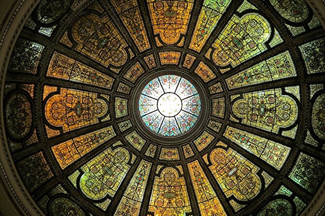 Chicago Walking Tour: Tiffany Treasures - Marquette Buildings Tiffany Masterpiece
