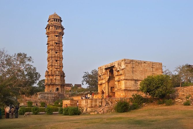 Chittorgarh Sightseeing Tour by Car & Tour Guide - All Inclusive - Major Attractions to Visit