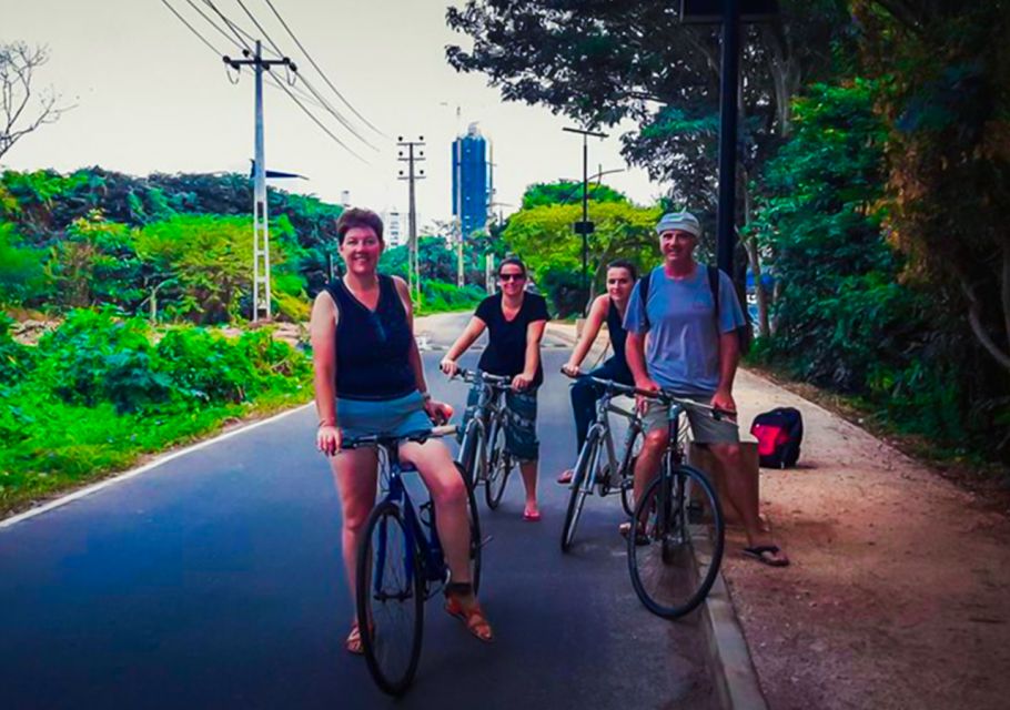 City & Fort Cycling Tour in Galle - Included Amenities