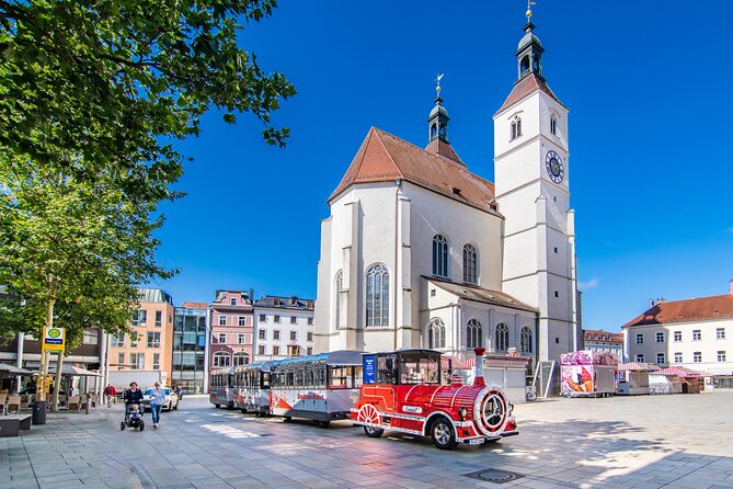 City Tour Through Regensburg With the Little Train - Historical Significance of Sites