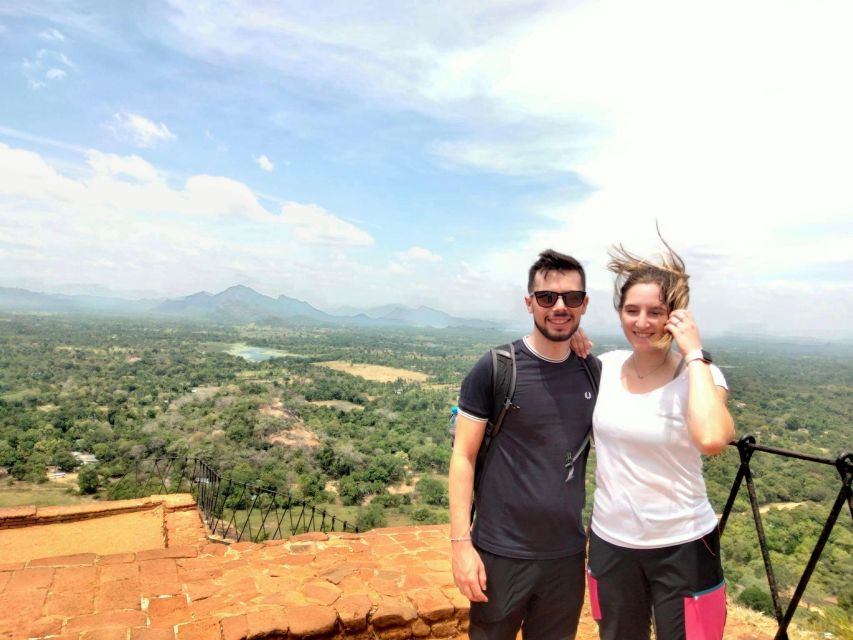 Colombo Airport CMB to Sigiriya Transfer Service - Highlights of the Experience