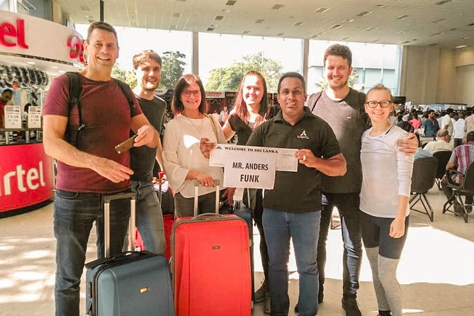 Colombo City to Colombo Airport (CMB) Private Transfer - Pickup and Drop-off