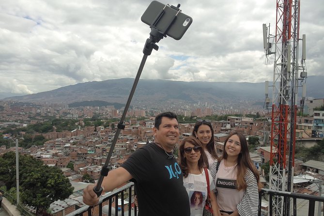 Comuna 13, Symbol of Transformation. Half Day Tour - Guided Tour of Comuna 13