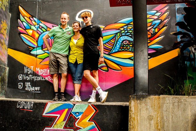 Comuna 13 Tour - Meeting and Pickup
