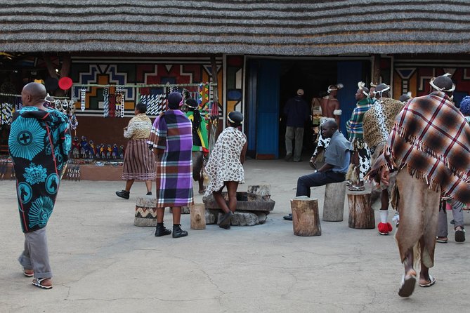 Cradle of Human Kind Tour and Lesedi Cultural Village Day Tour - Taking in Lesedi Cultural Village