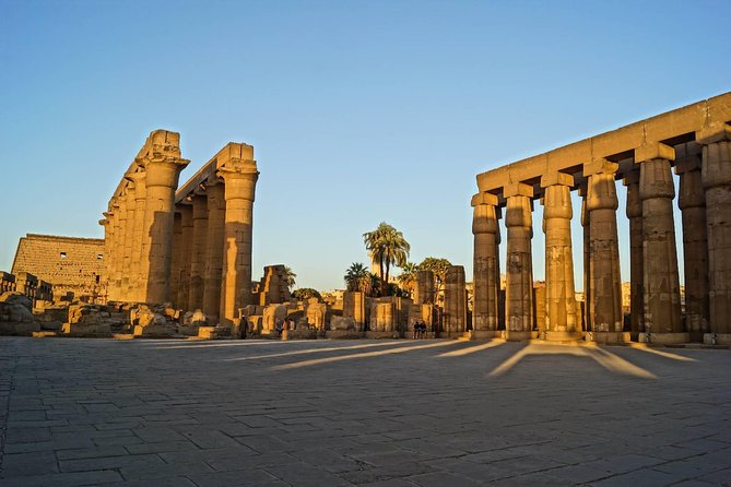 Custom Day Tour the East Bank in Luxor - Discovering Luxor Temple