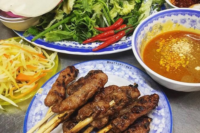 Da Nang Night Foodie Tour City and Han River Cruise By Private - Han River Cruise Experience