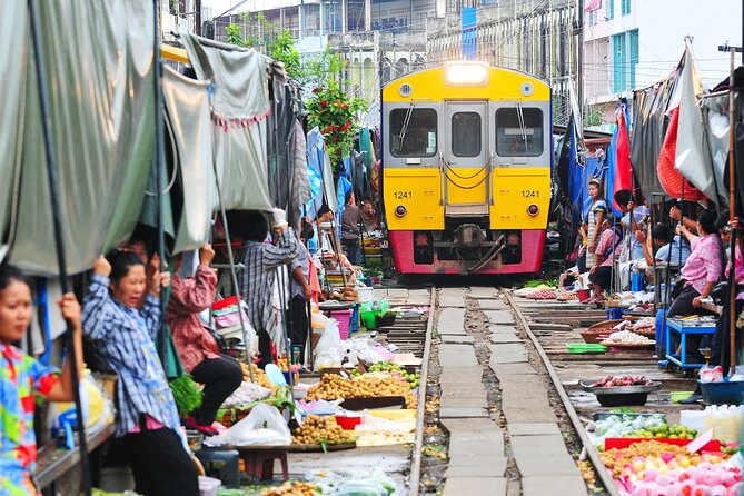 Damnoen Saduak Floating Market & Train Market - Tips for a Great Visit